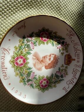 Decorative Porcelain Commemorative Plate in White, Pink and Green